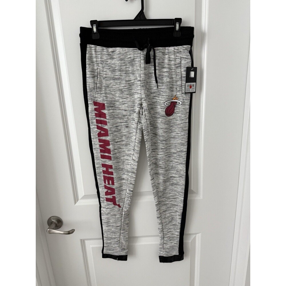 Miami Heat NBA Basketball Tapered Sweat Pants Graphic Joggers Gray‎ Medium